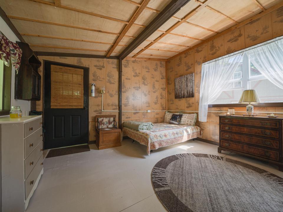 D067BED2-1D60-4ED7-9581-67CF231747DA_1_1