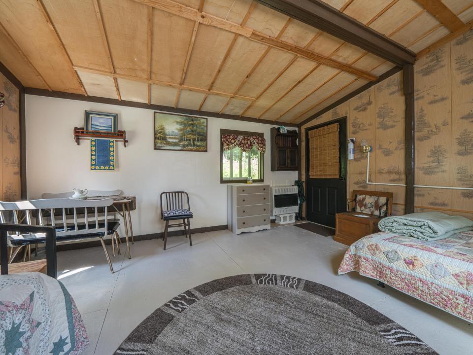 F839B3CB-19CD-43D2-8106-7EBC70489222_1_1