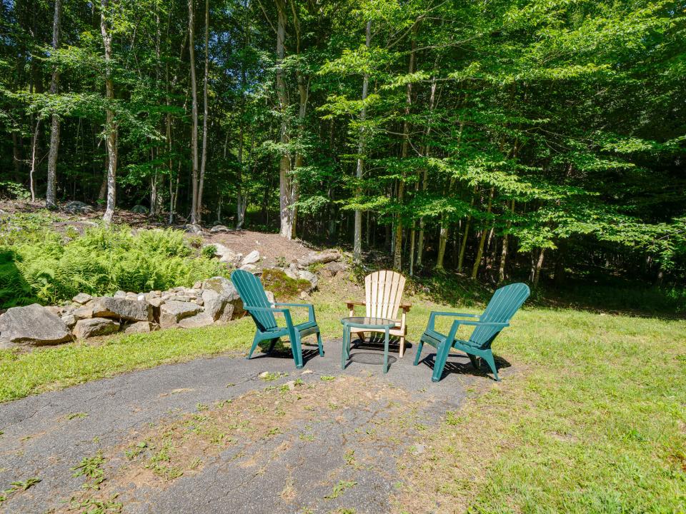 53D7E032-79A9-4324-BD45-4C6E066E4869_1_1