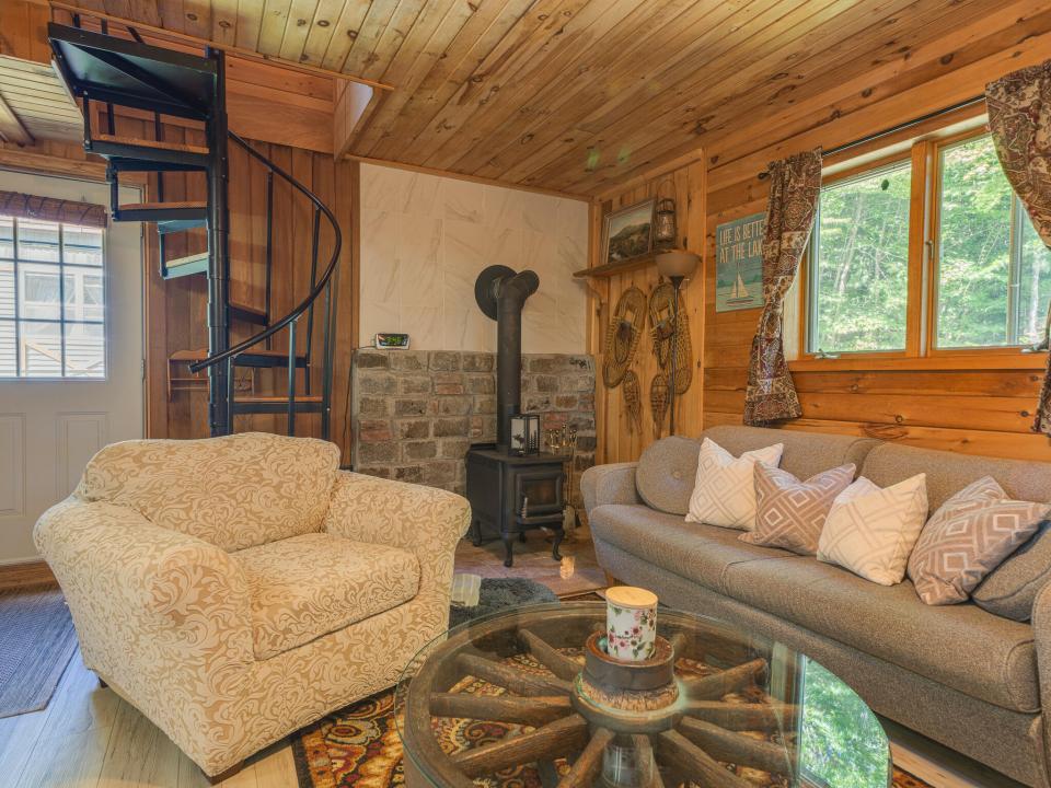 AE19F857-FCB4-477B-84C1-E111C11492D7_1_1