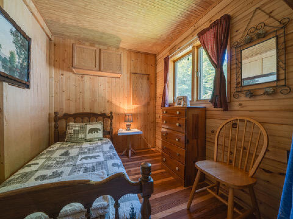 A35FD239-930A-4B37-9A0C-3A2E7119D6BE_4_5