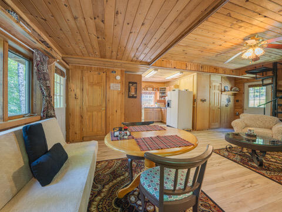 90FF931D-CDE9-4357-8069-DEDC4C533F81_4_5