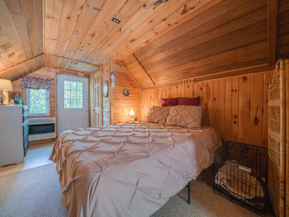 80820660-082C-4ECB-8E0C-305882906454_4_5