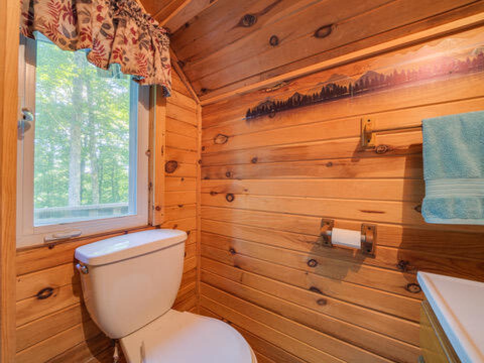 585FC455-1234-48CC-93EA-4948C13E1F34_4_5