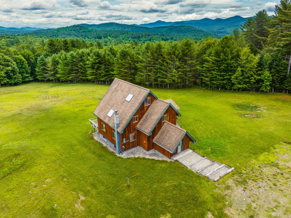 72 Mt. Meadows Way-38