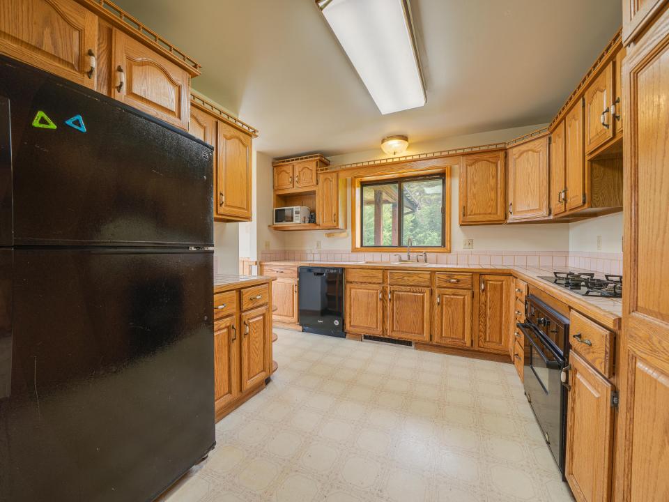 72 Mt. Meadows Way-49