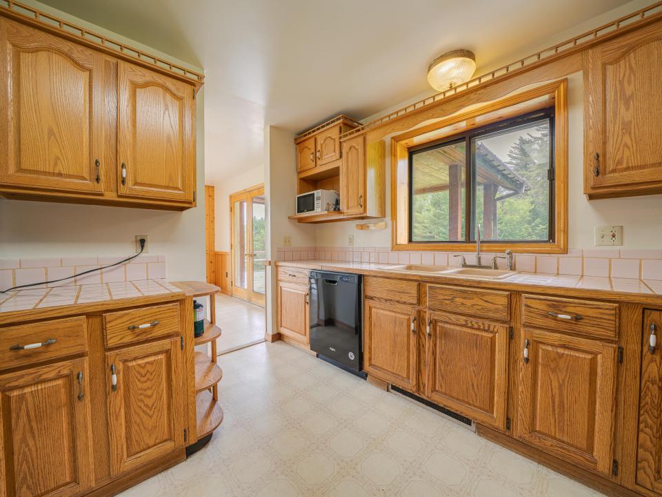 72 Mt. Meadows Way-51