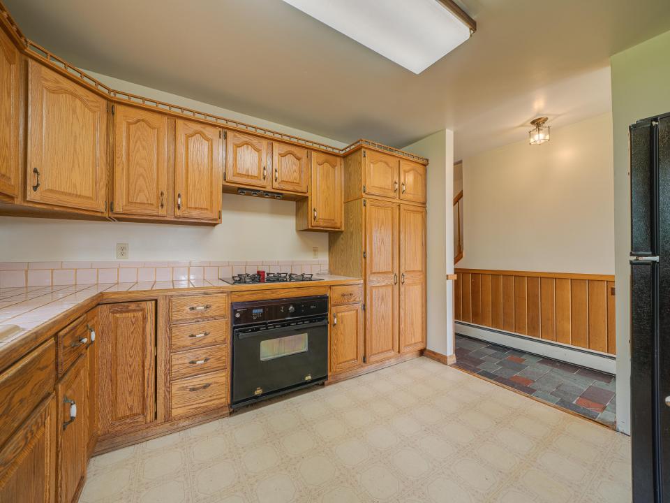 72 Mt. Meadows Way-52