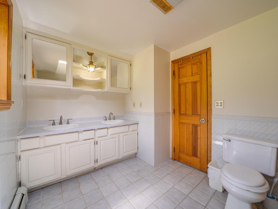 72 Mt. Meadows Way-80