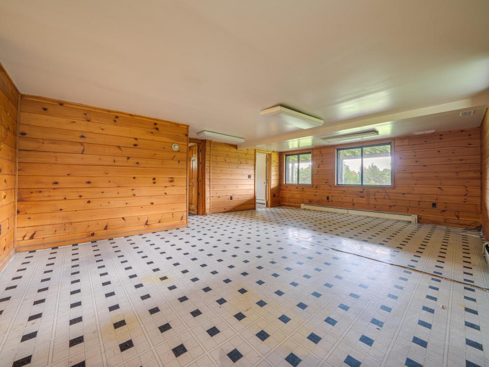72 Mt. Meadows Way-93