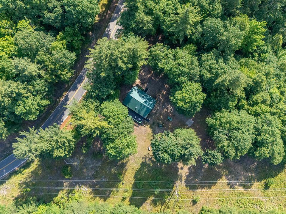 KeeneCabinOnStylesBrookRd_A_Above