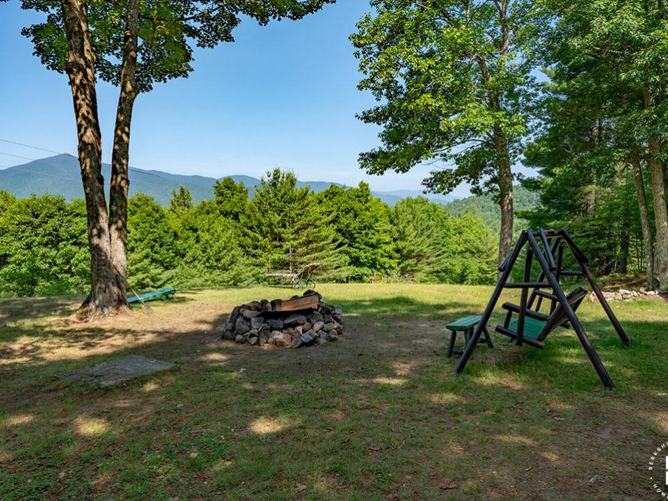 KeeneCabinOnStylesBrookRd_Firepit_L