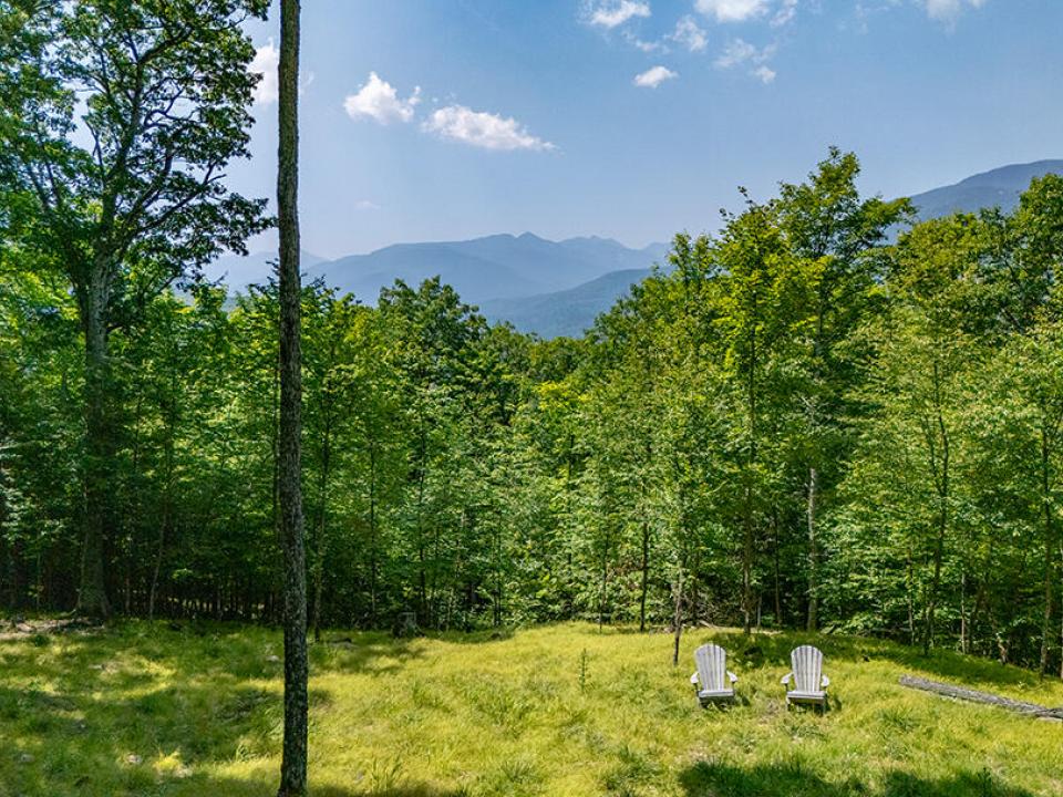 KeeneCabinOnMooseHill_A_Chairs_Mtns_L KeeneCabinOnMooseHill_A_Chairs_Mtns_L