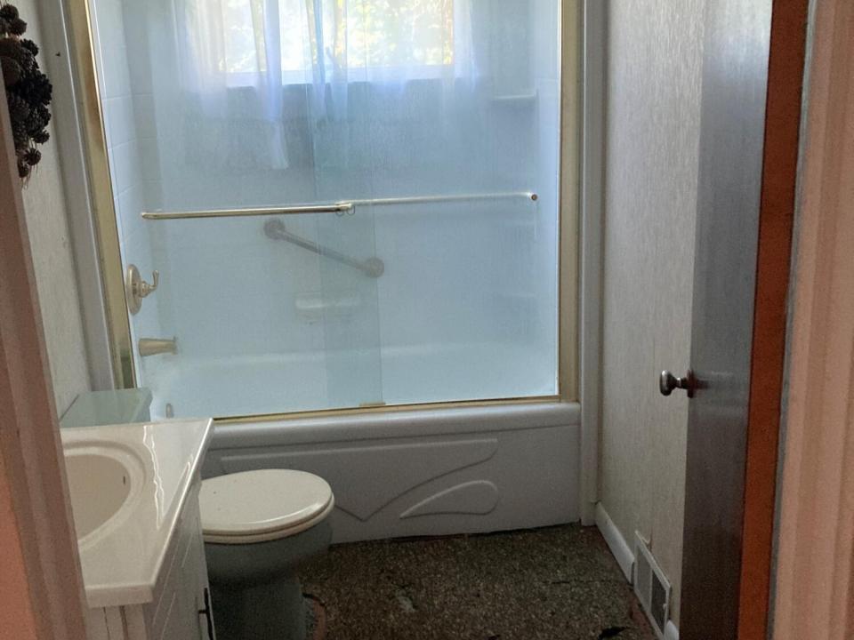 Full Bath