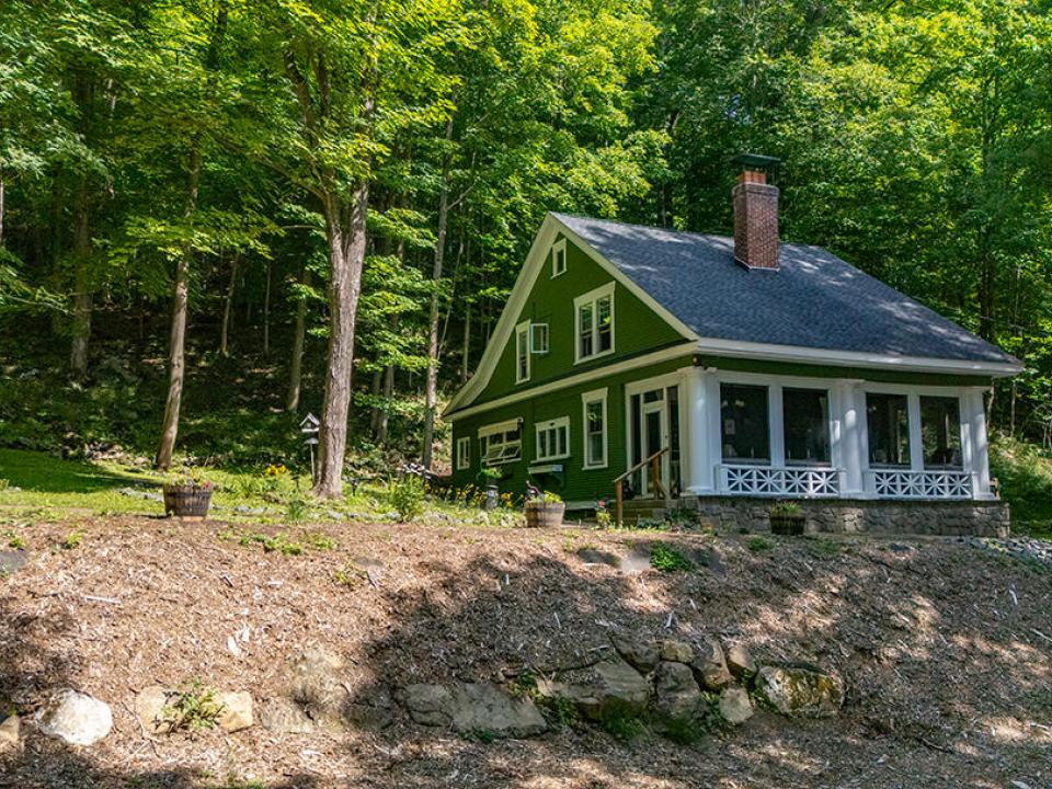 CharmingHomeOnMountainLane_A_MH-copy