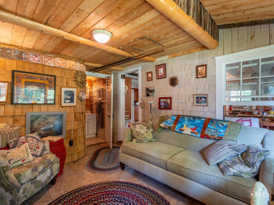 232 Clark Wardner Rd VV-30