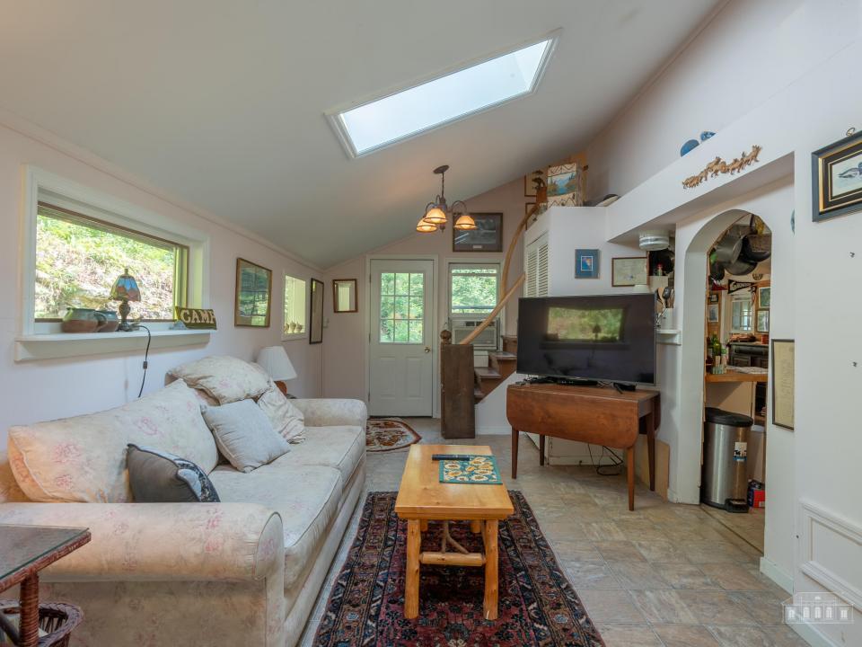 232 Clark Wardner Rd VV-41