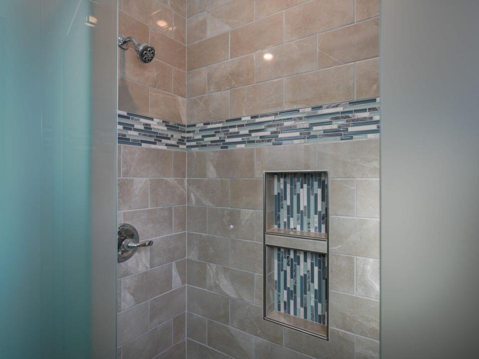 Bathroom 2nd Floor