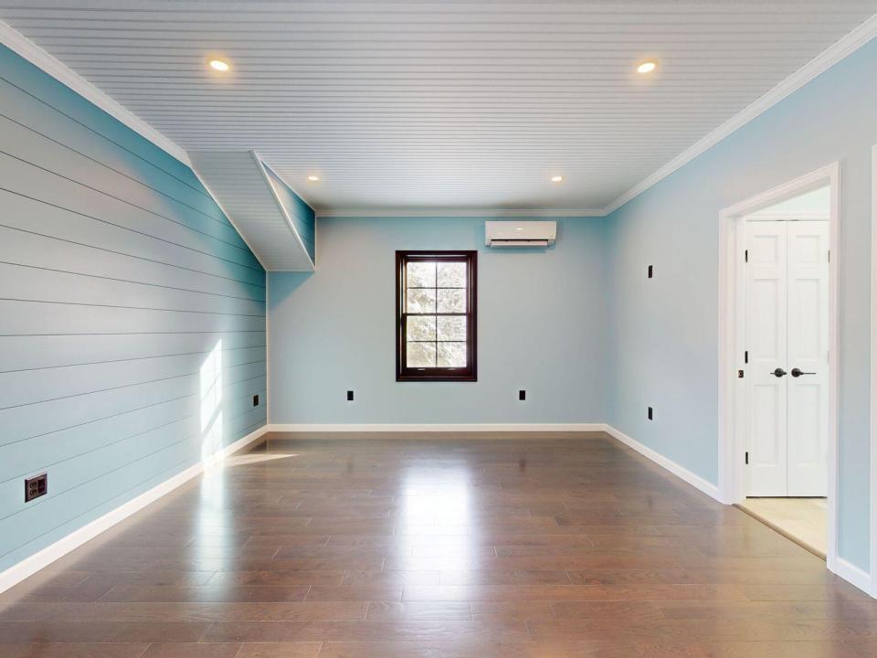 2nd Floor Primary Bedroom
