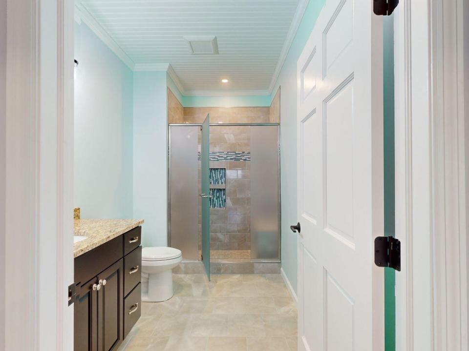 Main Floor Bathroom