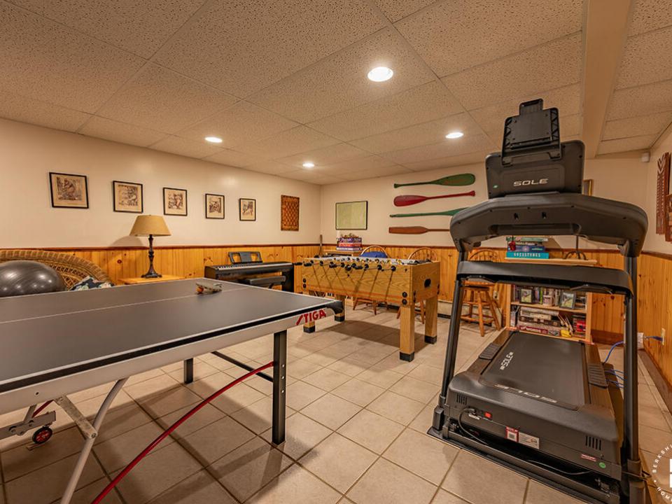 AdirondackHomeOnRainbowLake_Gym_GameRoom