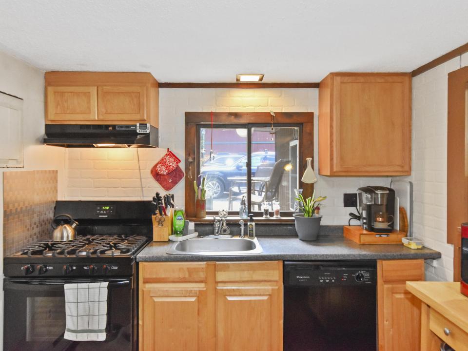 Station Street Chalet Kitchen