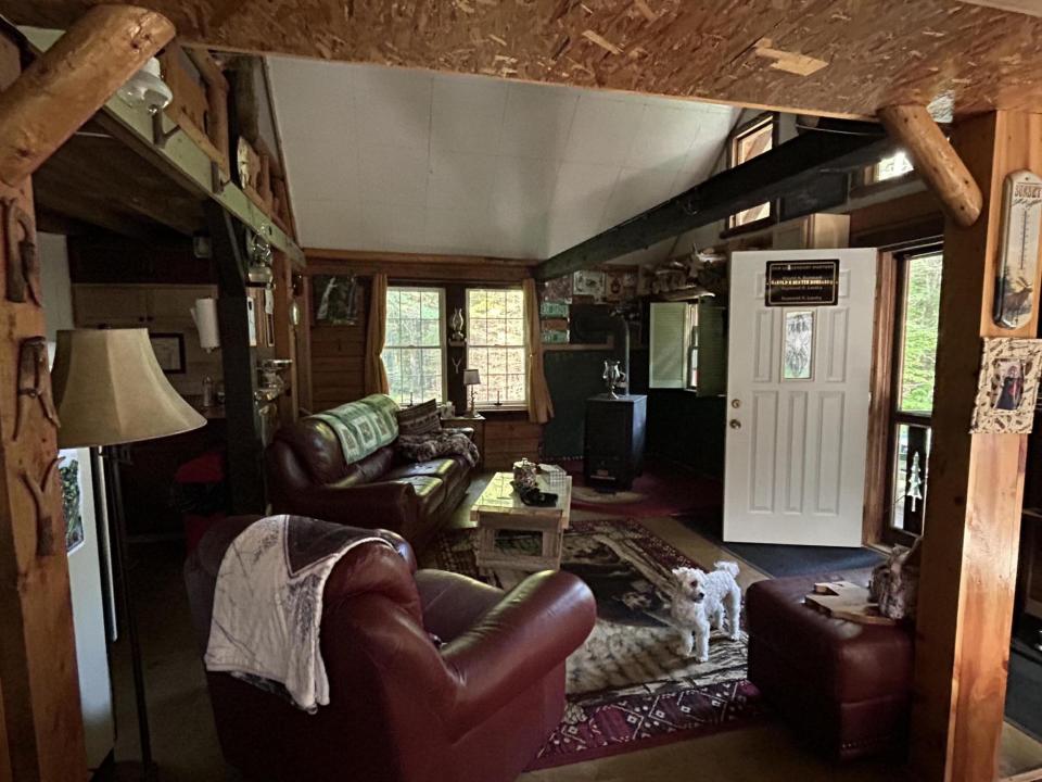 Landry - Bellmont - Camp Camp Interior L