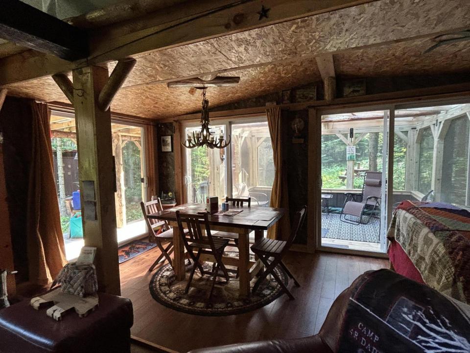 Landry - Bellmont - Camp Dining to Sun P