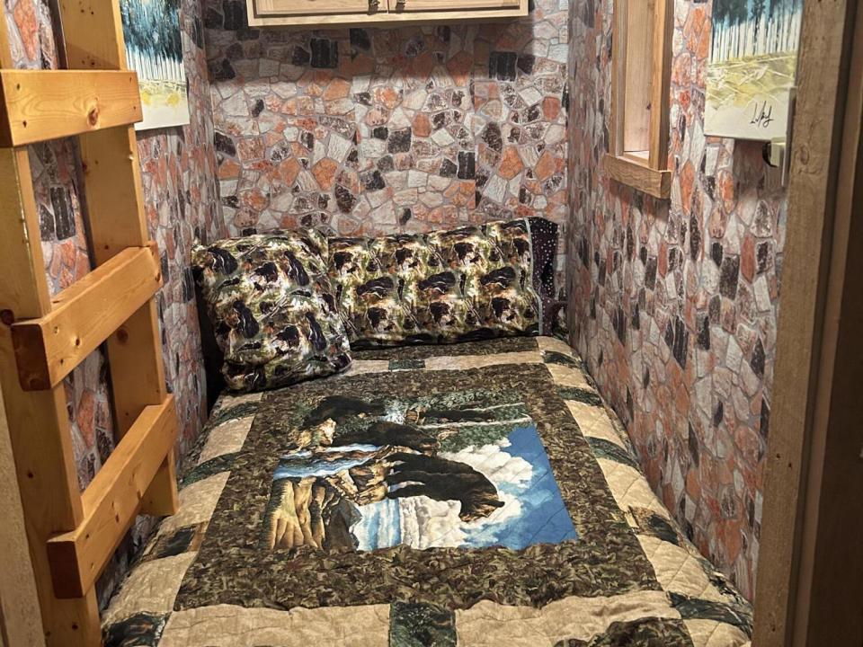 Landry - Bellmont - Camp Bedroom Area #2
