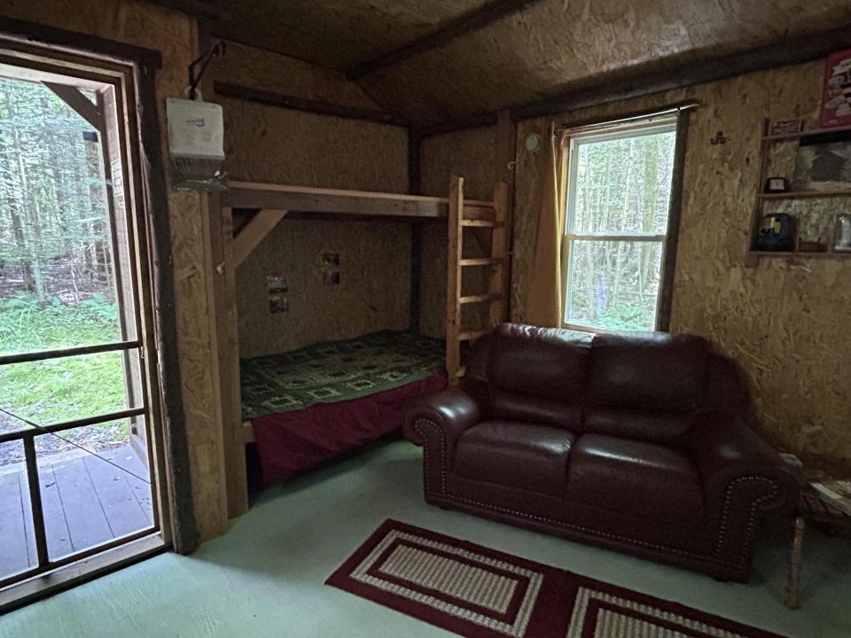 Landry - Bellmont - camp bunkhouse II