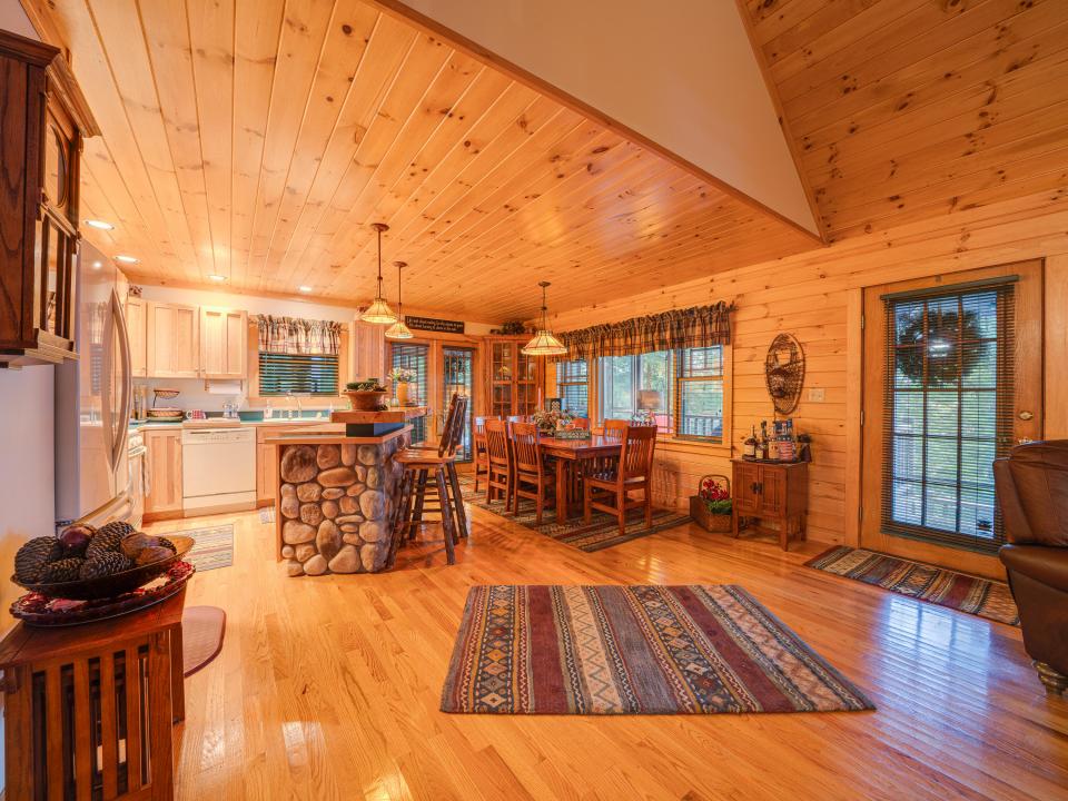 63 Fawn Way-60