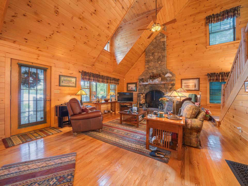 63 Fawn Way-61