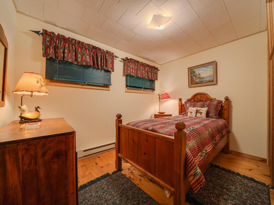 63 Fawn Way-105