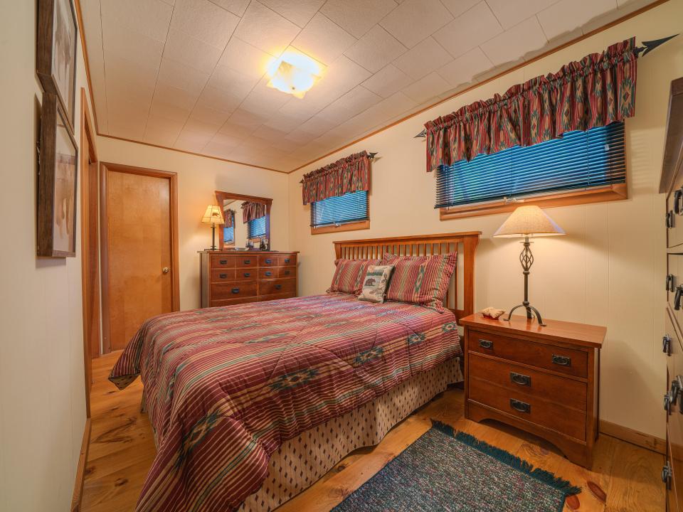 63 Fawn Way-109