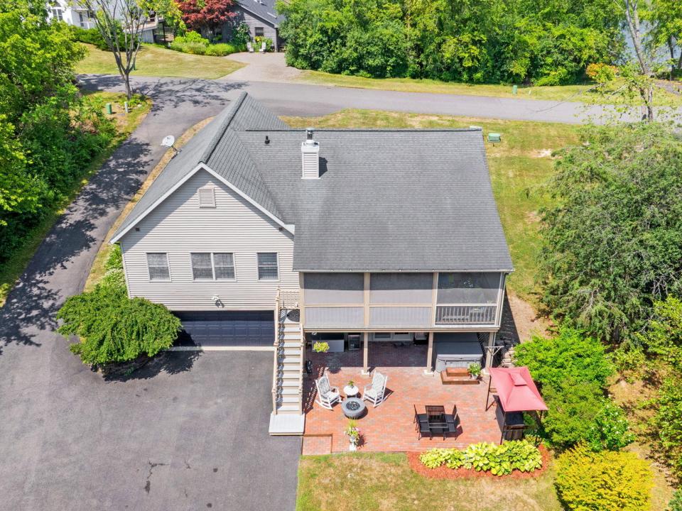 22 133-web-or-mls-108-whitney-point