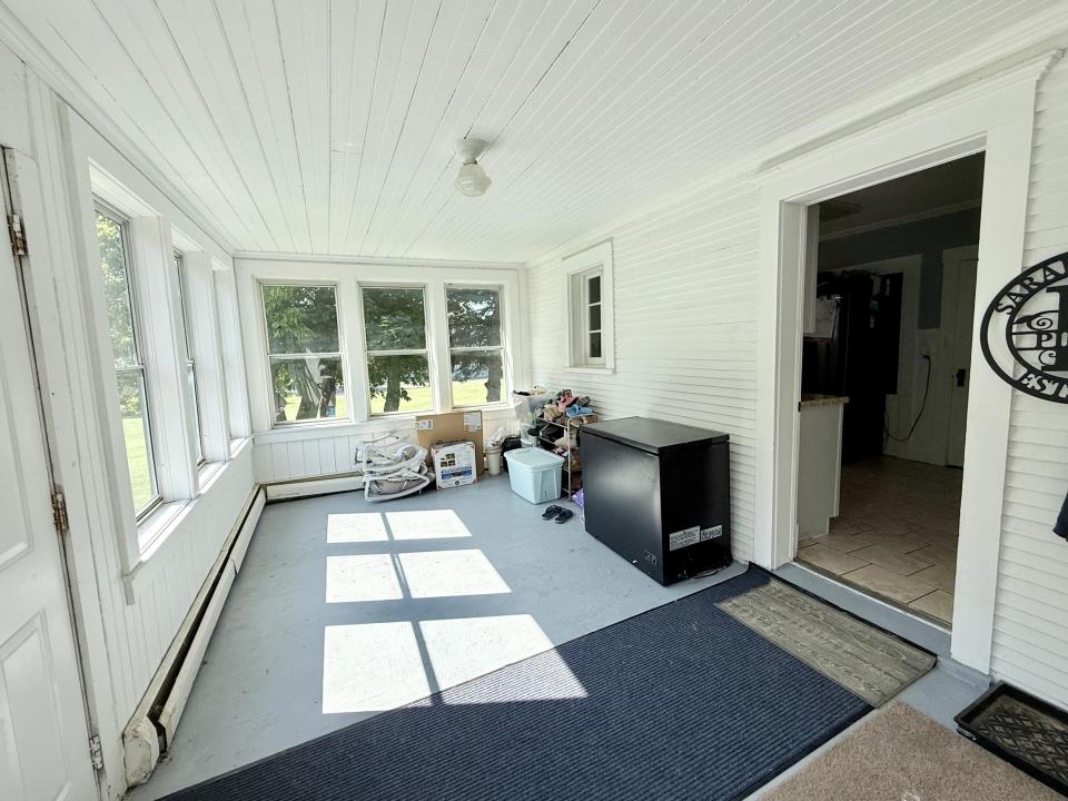 Enclosed porch