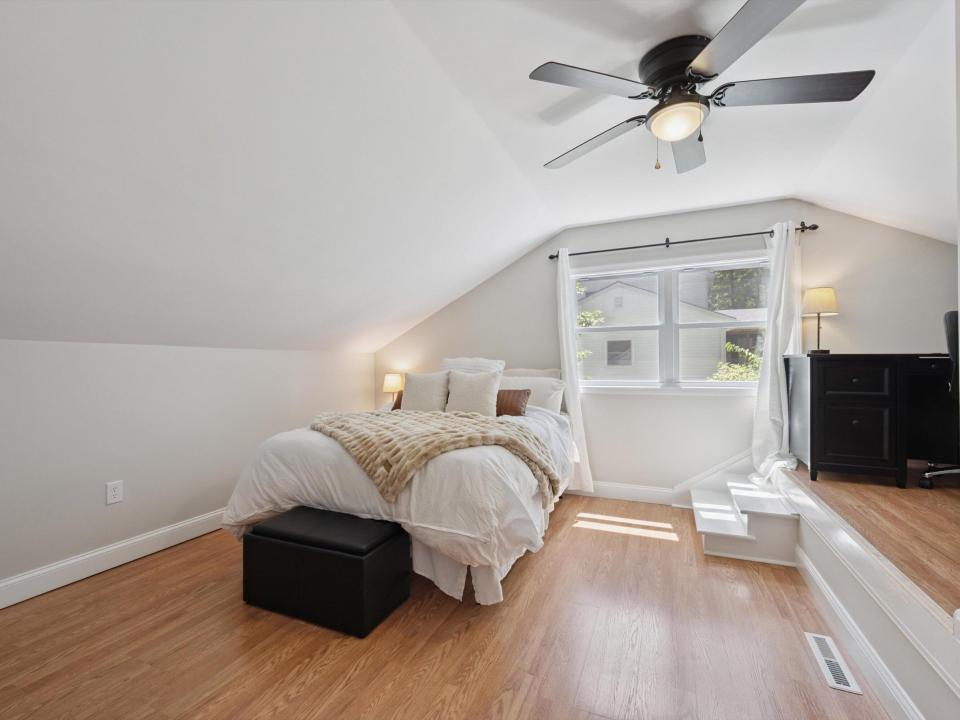 17-21 Kaatskill Way-17