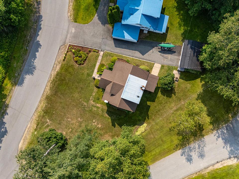 CharmingHomeInPiercefield_A_Above