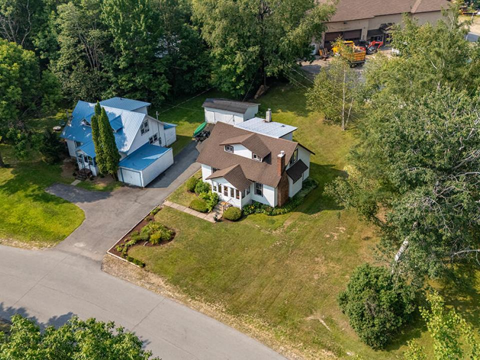 CharmingHomeInPiercefield_A_Property_Fro