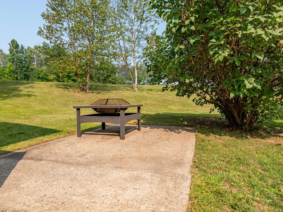 CharmingHomeInPiercefield_Firepit