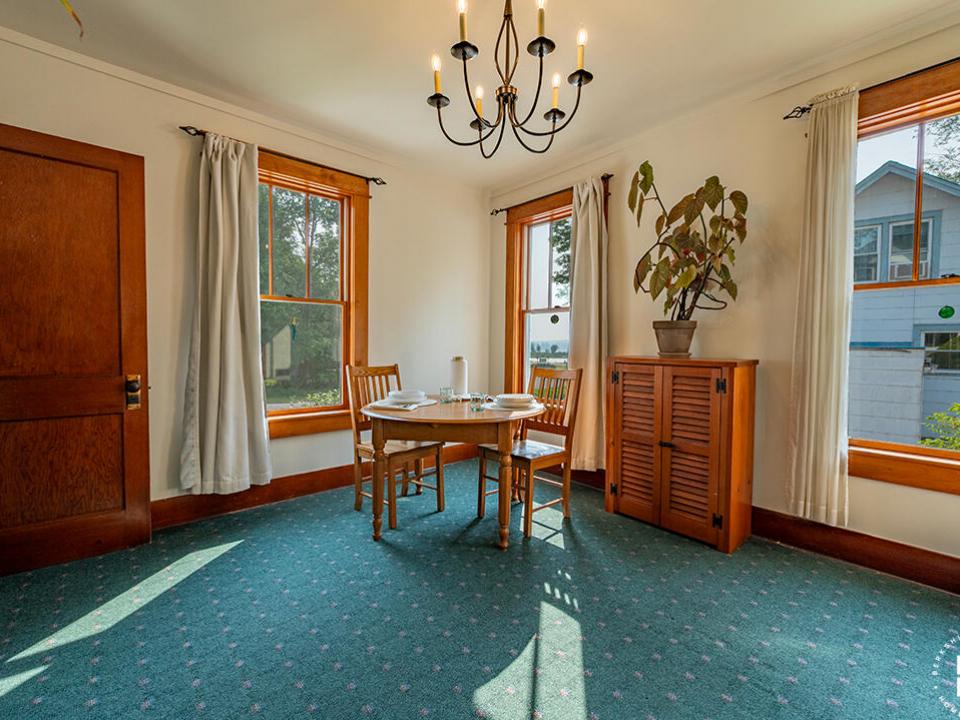 CharmingHomeInPiercefield_DR_R