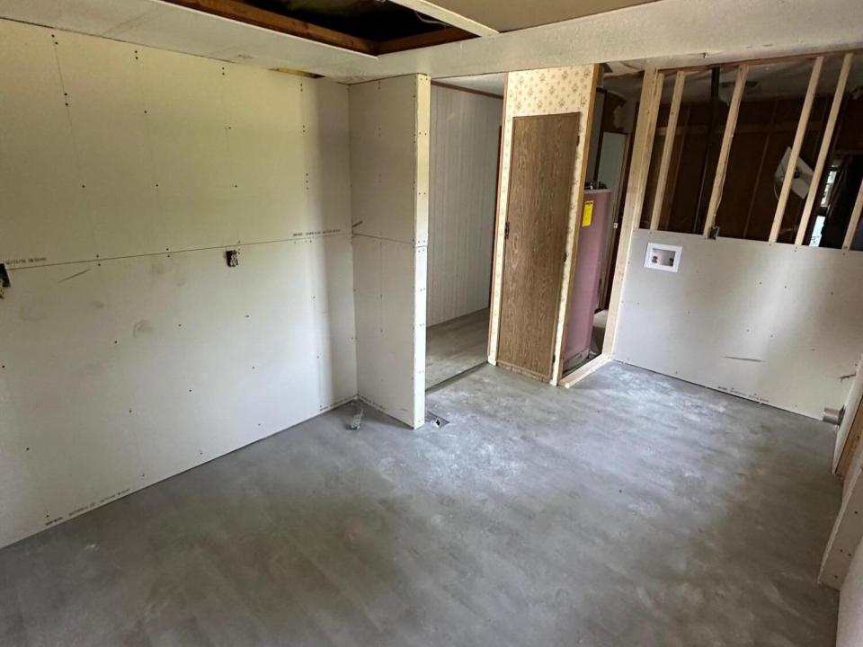 14 columbus Dr kitchen