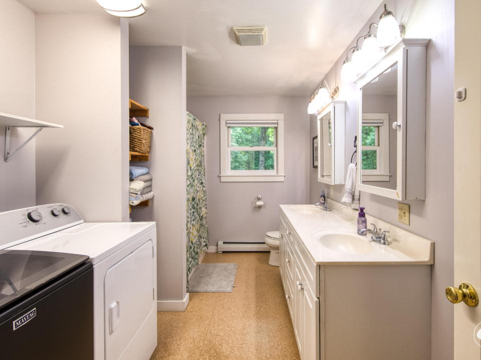 Bathroom 2