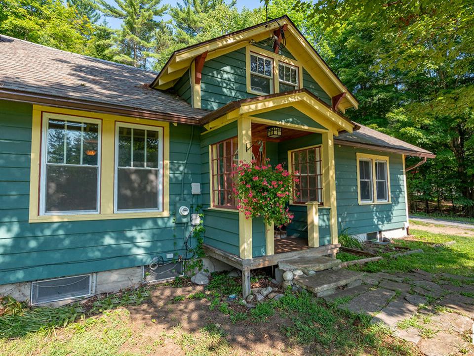 HomeInWilmington_EntryWay
