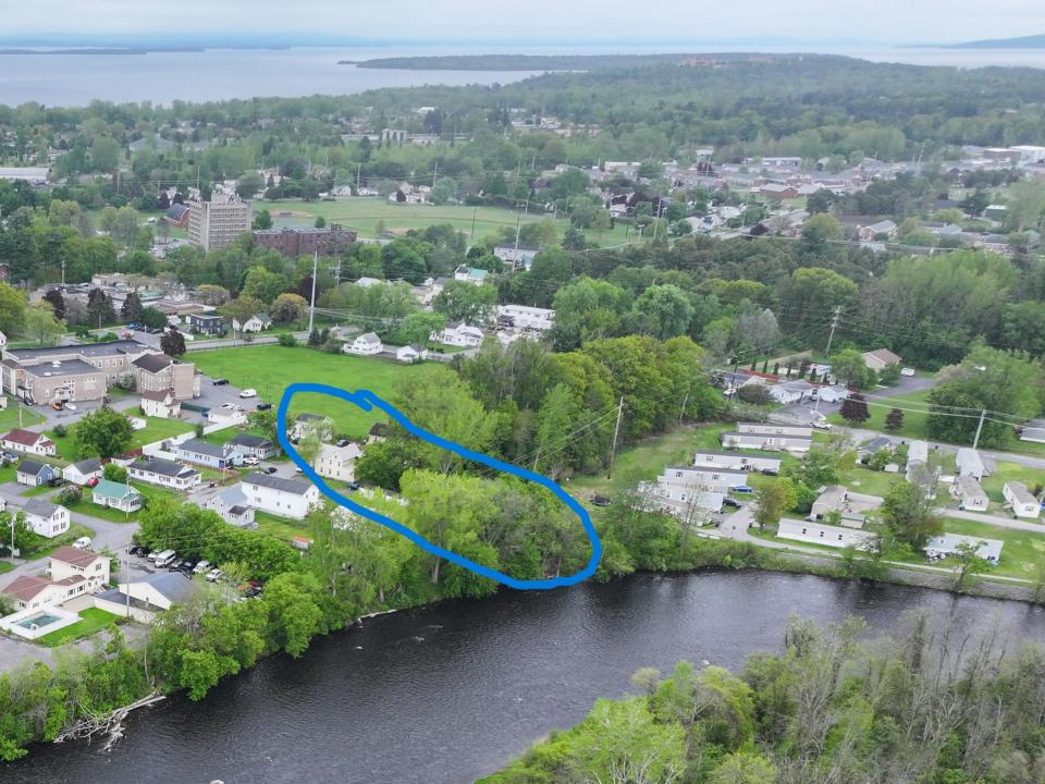 24 Riverside water 3