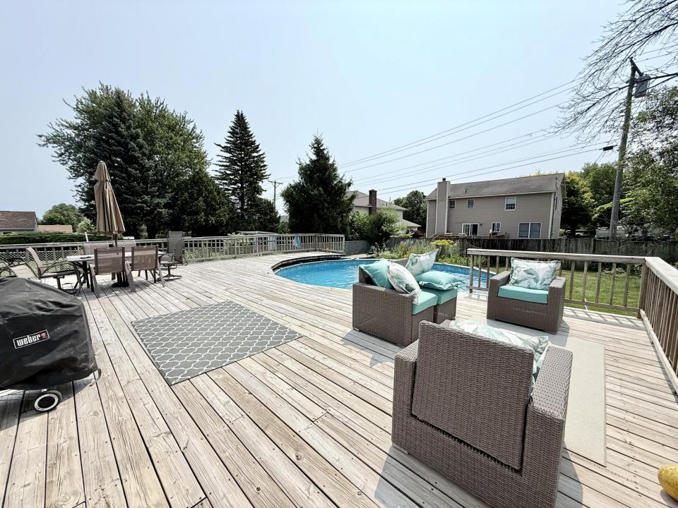 Deck