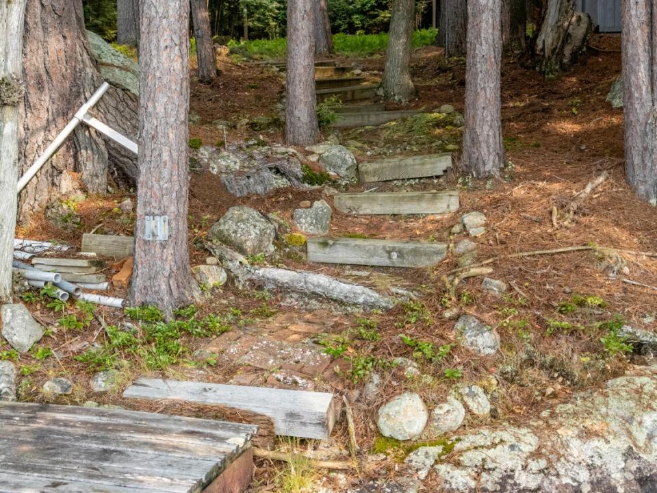 GilpinBayHomeOnUpperSaranac_A_Lake_To_Ex