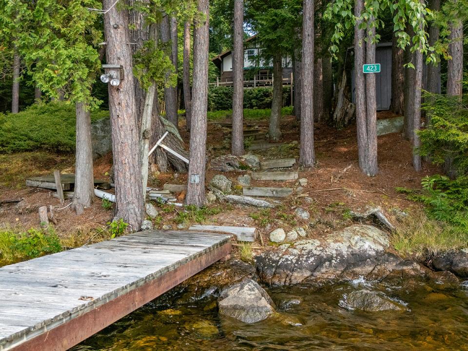 GilpinBayHomeOnUpperSaranac_A_Lake_To_Ex