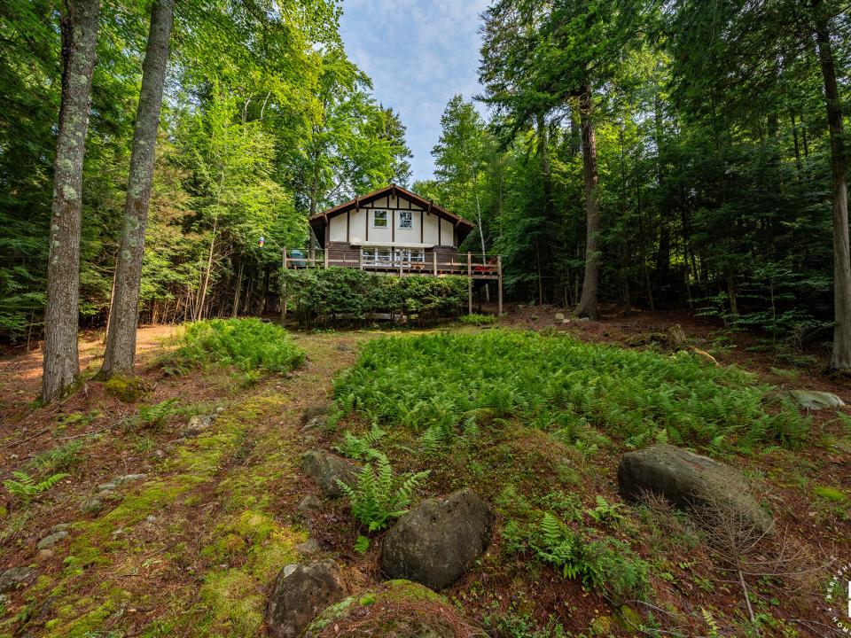 GilpinBayHomeOnUpperSaranac_Exterior_Bac