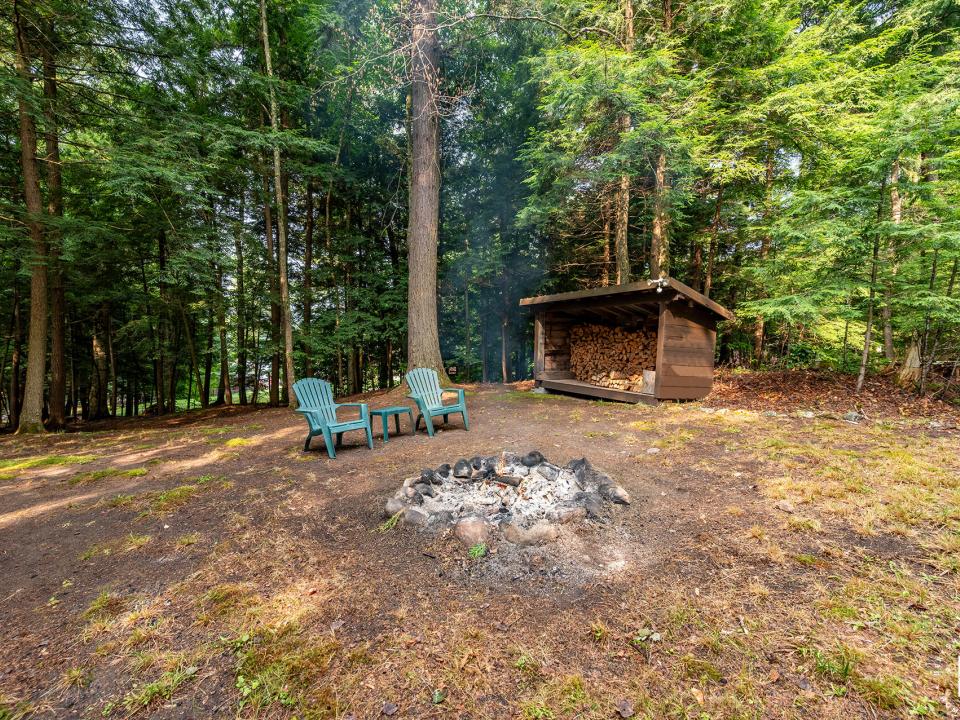 GilpinBayHomeOnUpperSaranac_FirePit